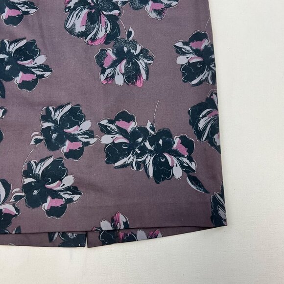 Ann Taylor Floral Pencil Skirt Knee Length Back Slit Purple/Multi Size 0 - Picture 5 of 9